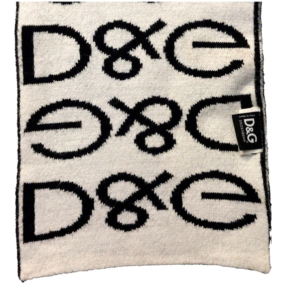 Dolce & Gabbana D&G Black & Off White Reversible Heavy Wool Scarf Pre-owned - Picture 15 of 16
